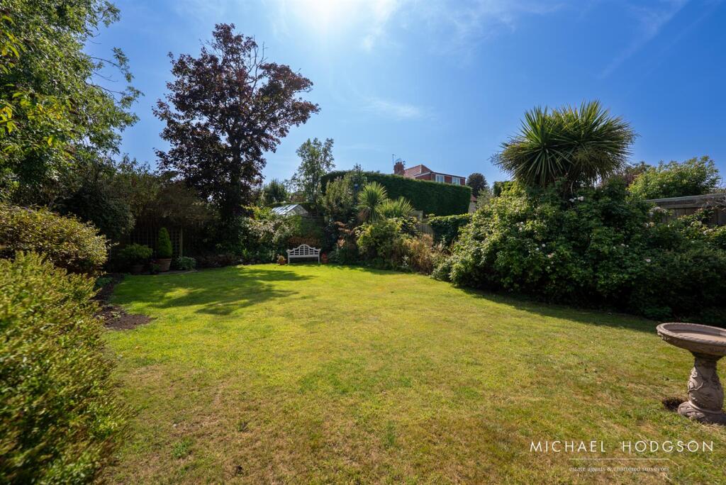 Queen Alexandra Road-46.jpg