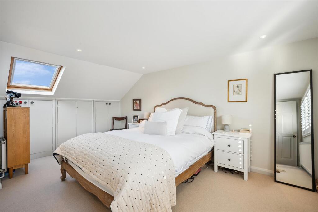 Southfield Road, W4 - FOR SALE