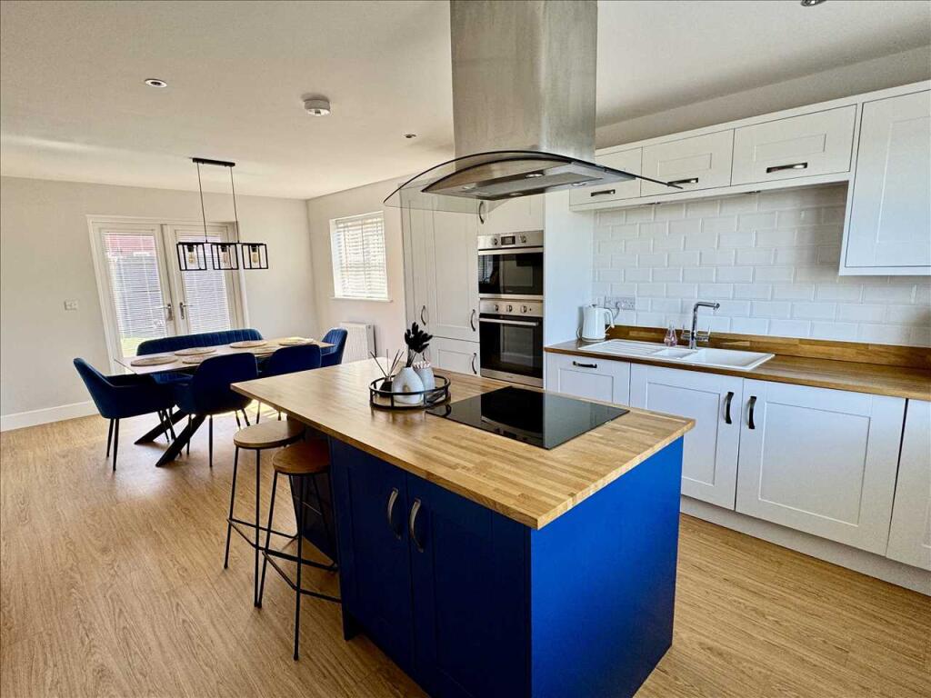 OPEN PLAN LIVING