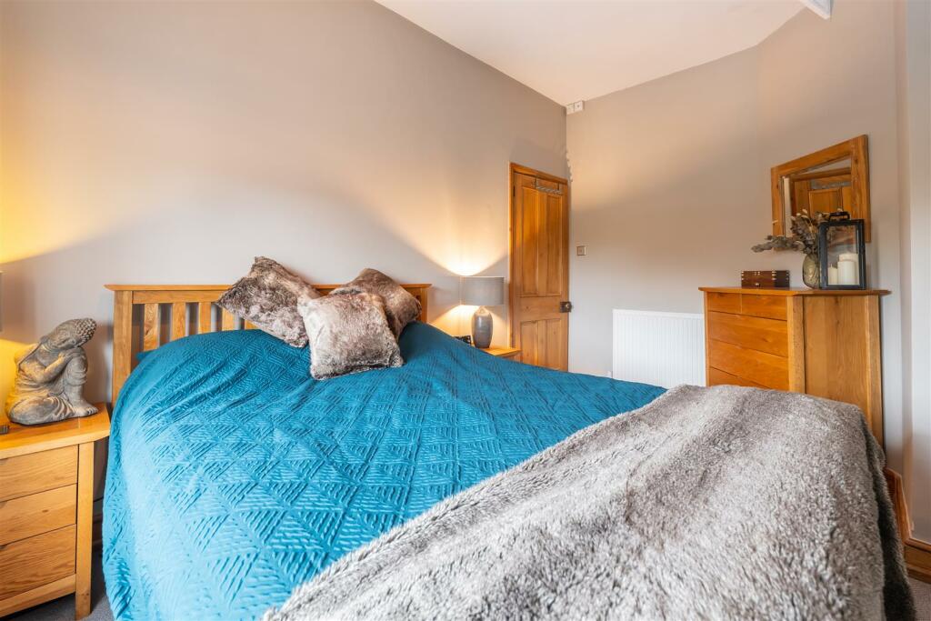 BEDROOMS-5.jpg