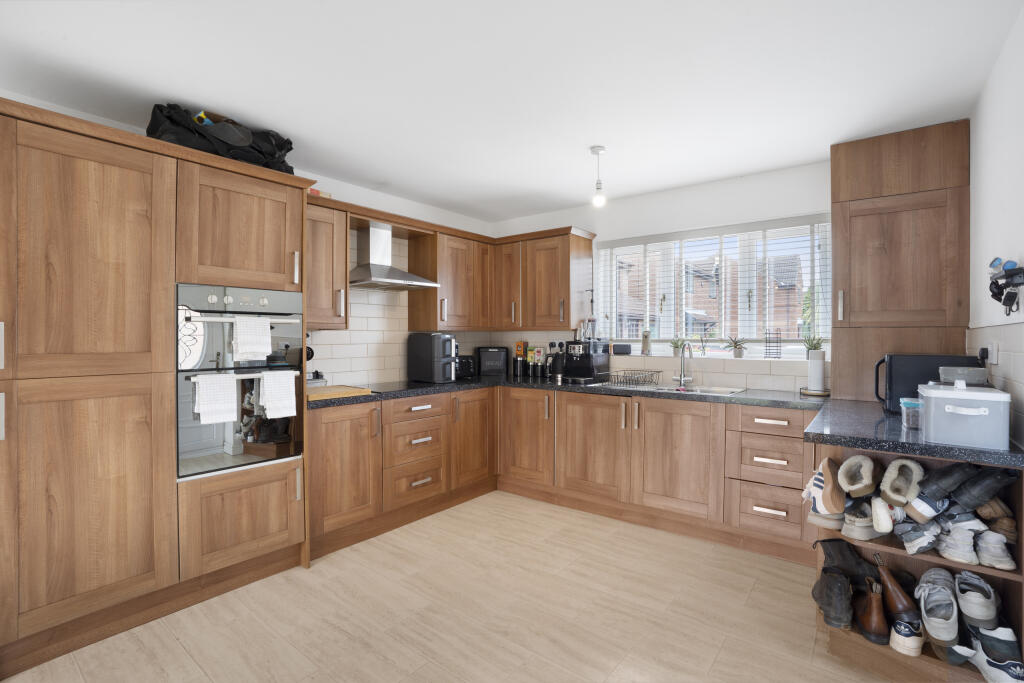 Kitchen 3