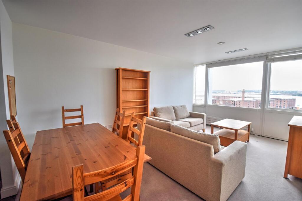 DSC_0872_Interior 3.jpg