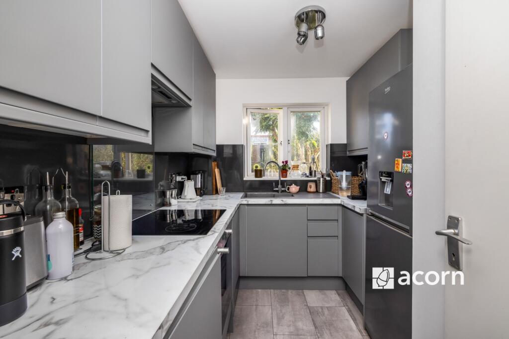 Kitchen (2)