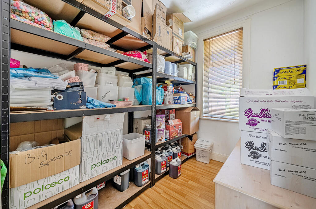 14-6822312fe9987-...