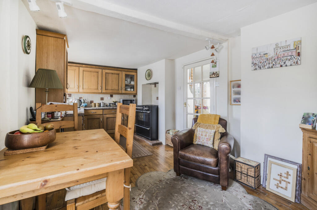 23-68233a5211373-...