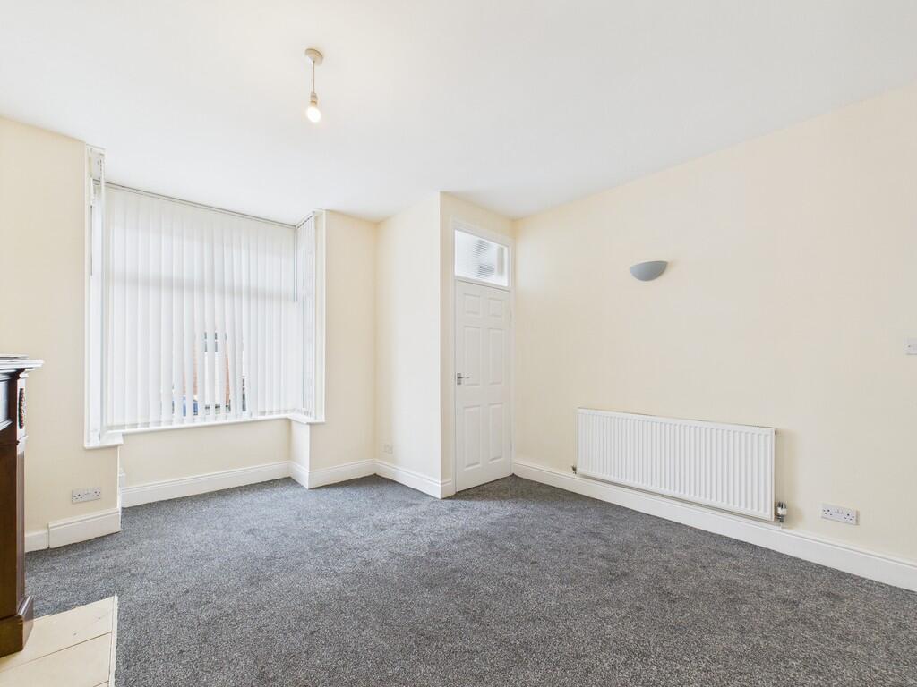 CAM01835G0-PR0316...