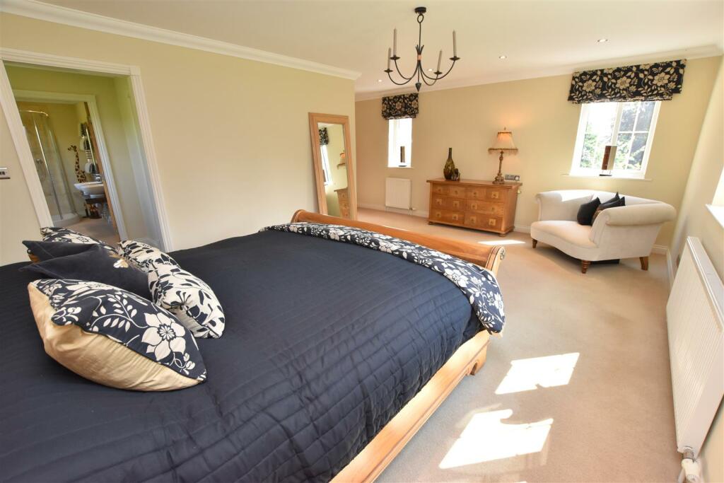 MASTER BEDROOM SUITE`