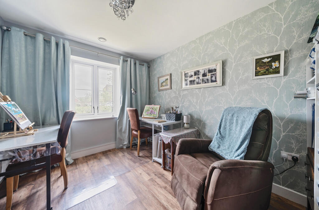 1297551-10-683863...