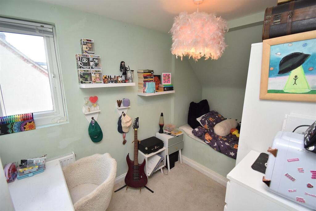 Bedroom 3.JPG