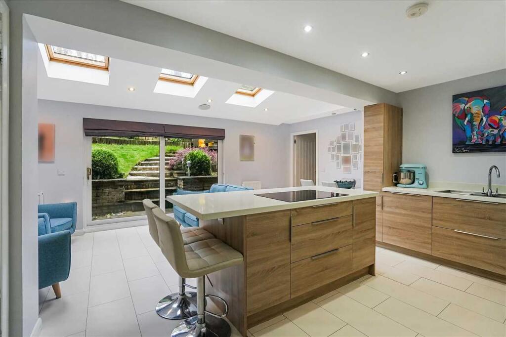 Kitchen Area (2)