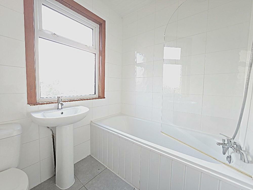 Welsh Road, Stoke - Bathroom.jpg