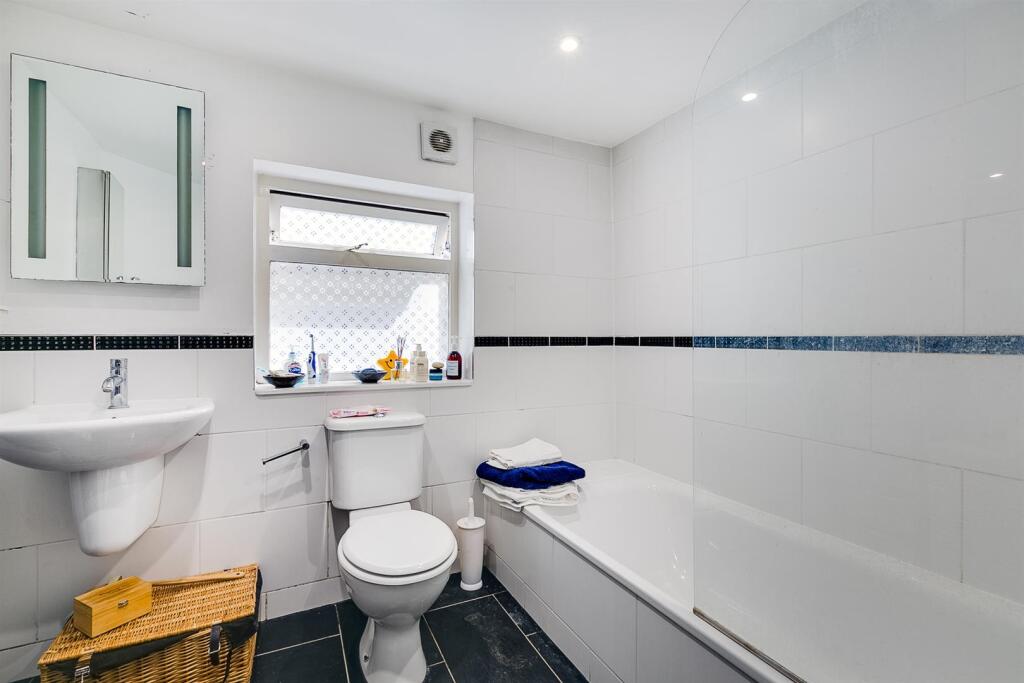 Cornwall Grove, W4 - FOR SALE