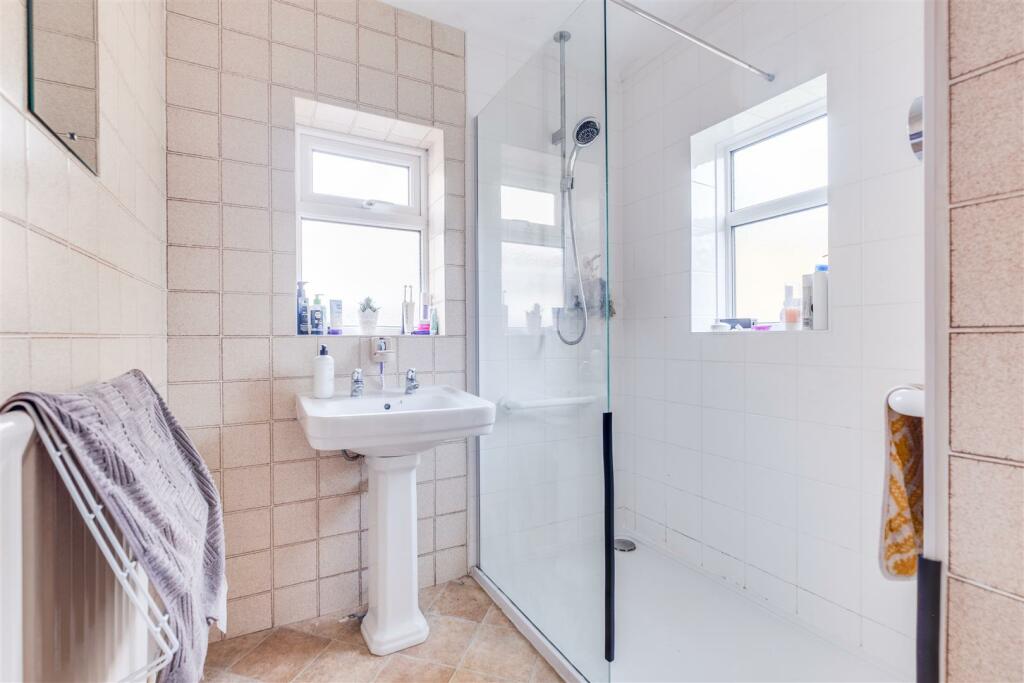 Constables - Greenfield Lane-17.jpg