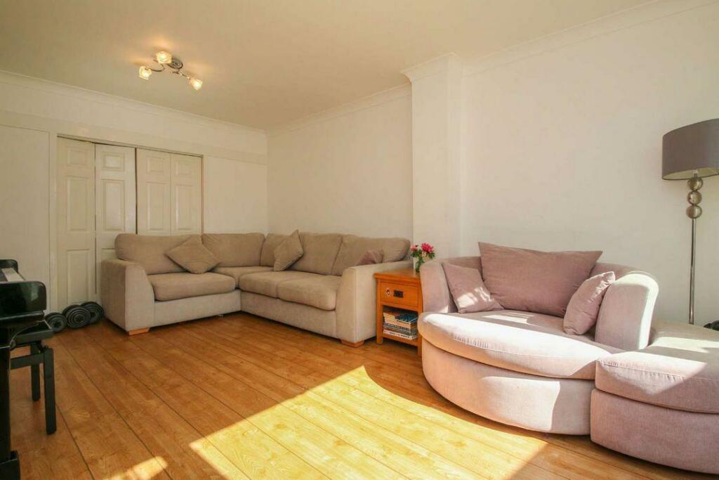Family Room Aspect 2