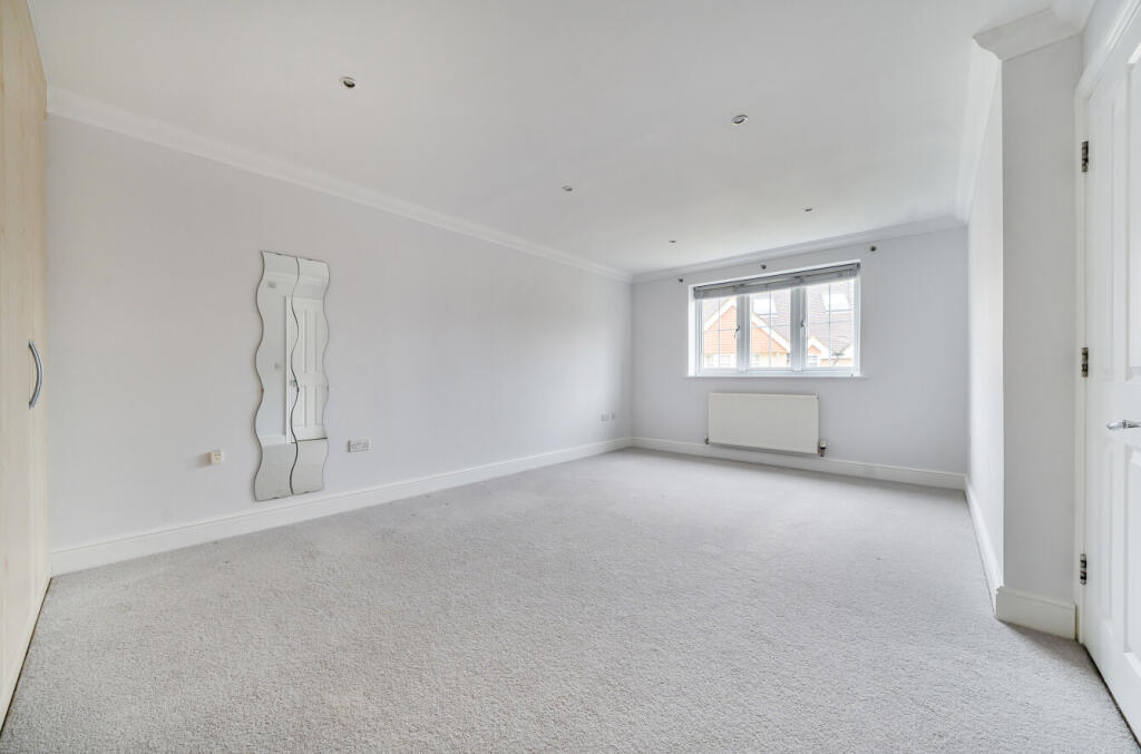 1347843-10-68b729...