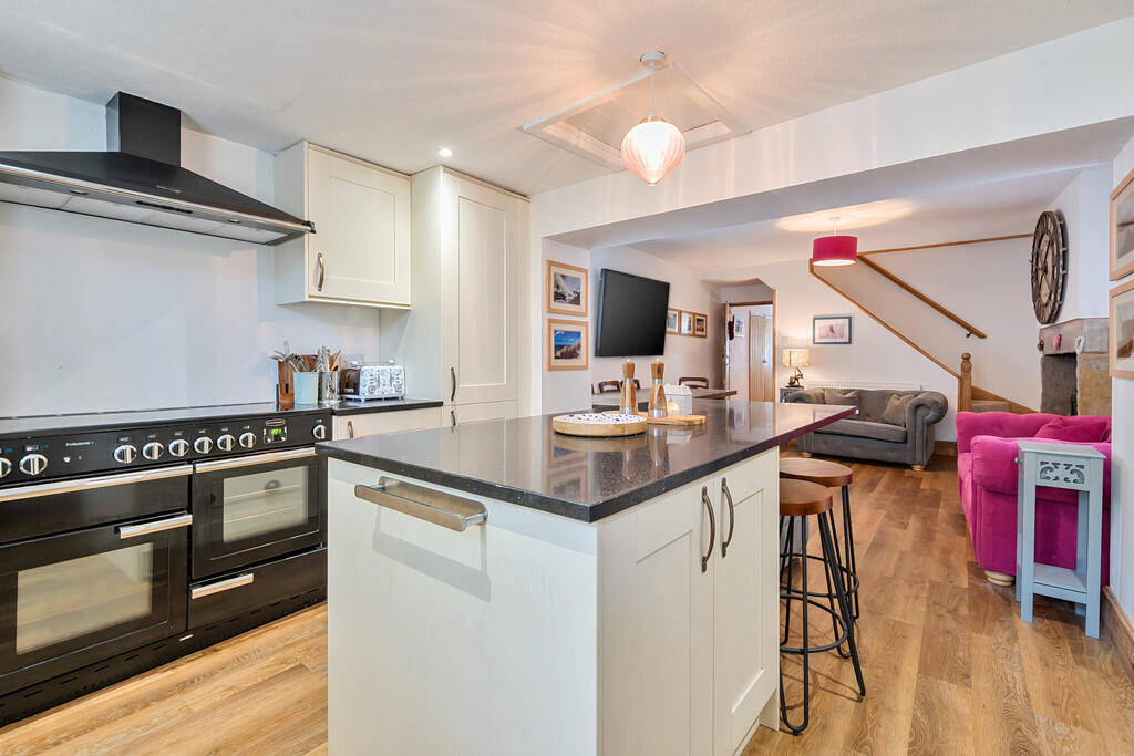 Kitchen/Dining Ro...