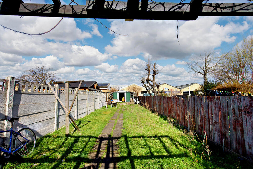 8546063-exterior06-800