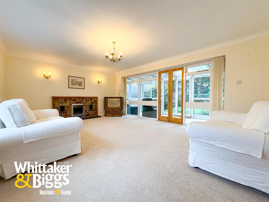 20251112_140556481_iOS 1.jpg