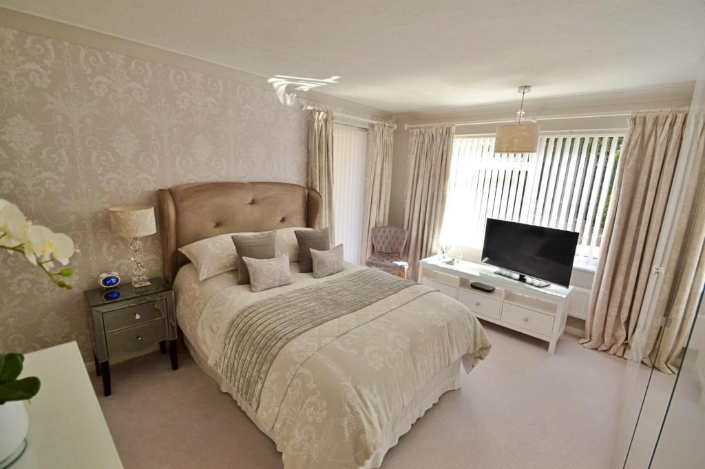 Bed 1