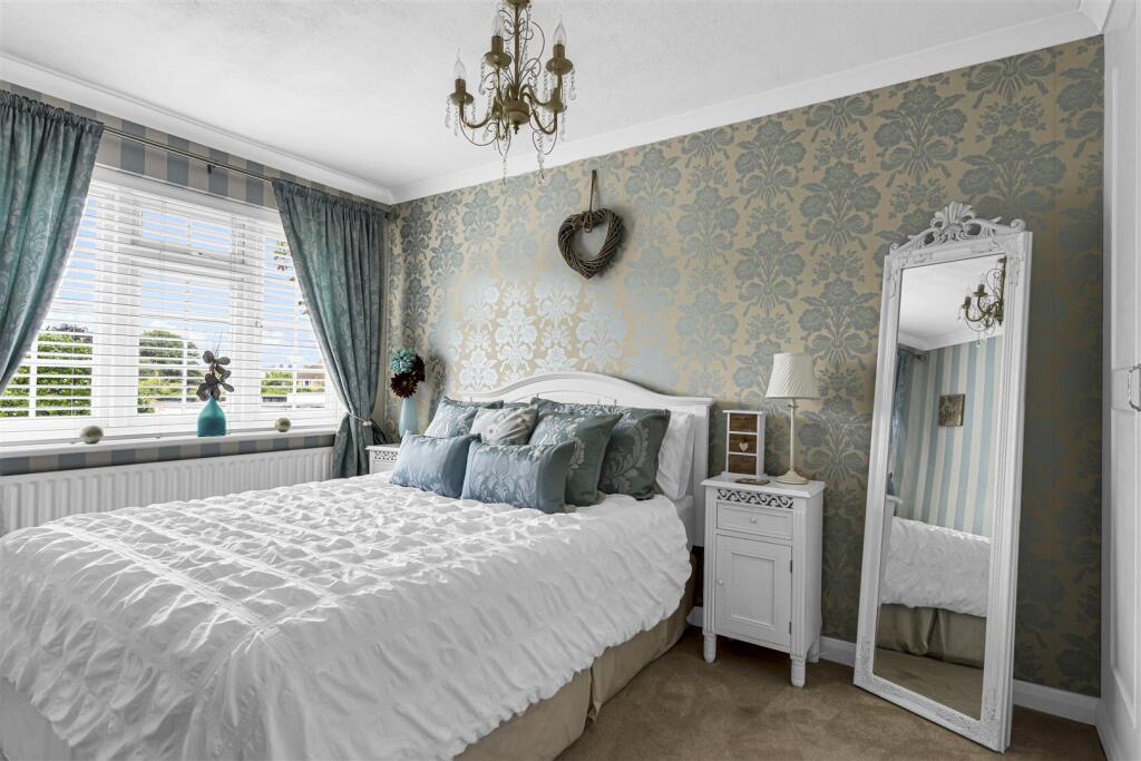 Bedroom Springfield Road.jpg