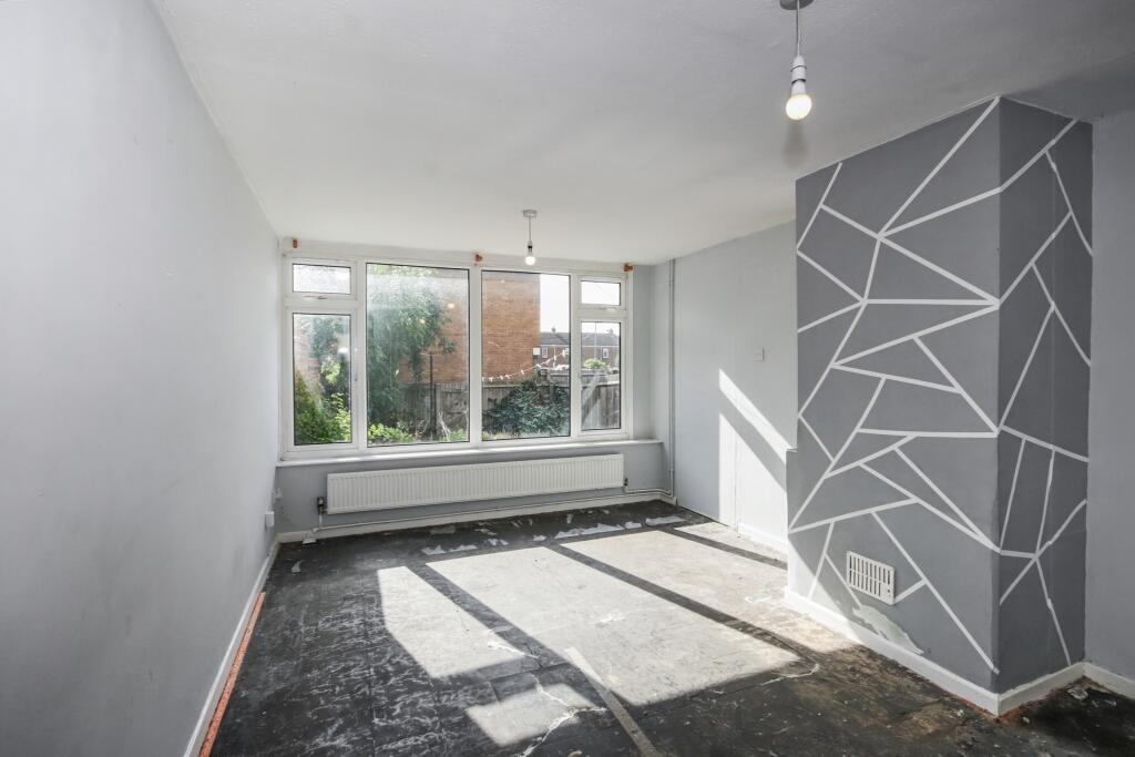 20 Garner Court, Huntingdon, Cambridgeshire, PE29 1GE