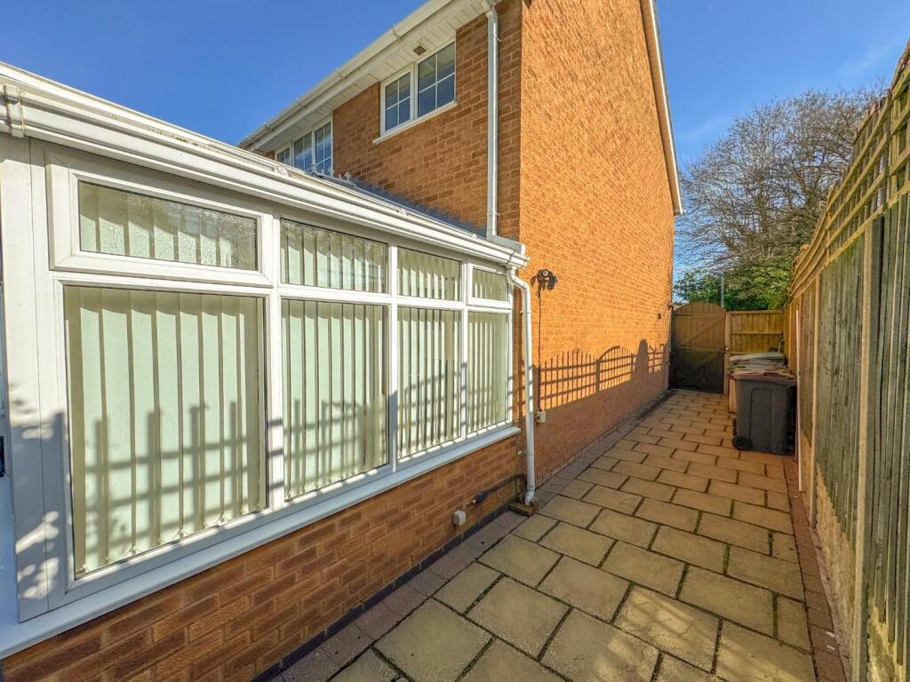 Portia Close - Image-25.jpg