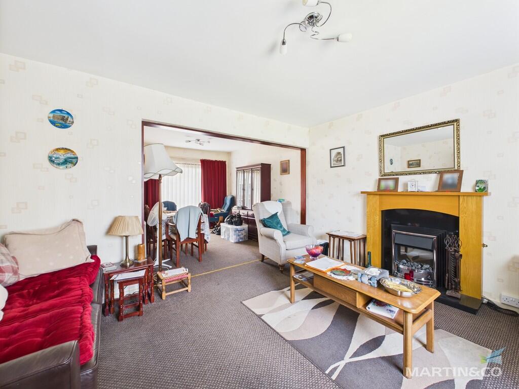 CAM03111G0-PR0328...