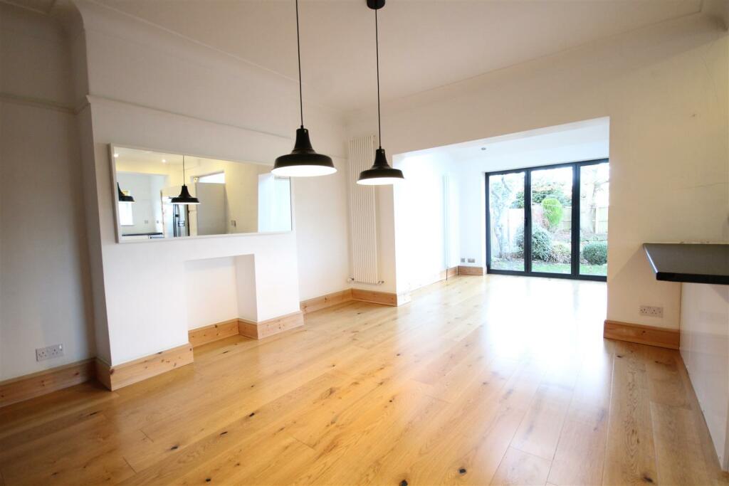 Living Kitchen Diner