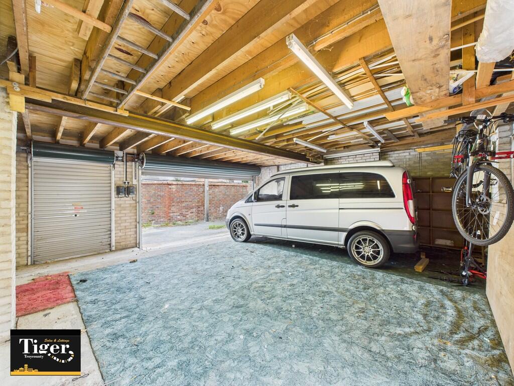 CAM03440G0-PR0385...