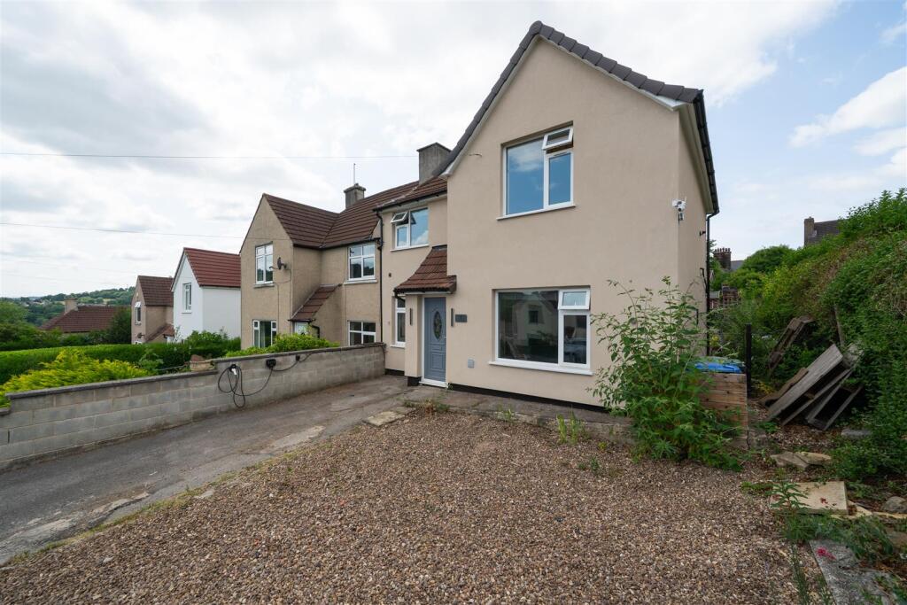 19 Lyneholmes Rise-114.jpg