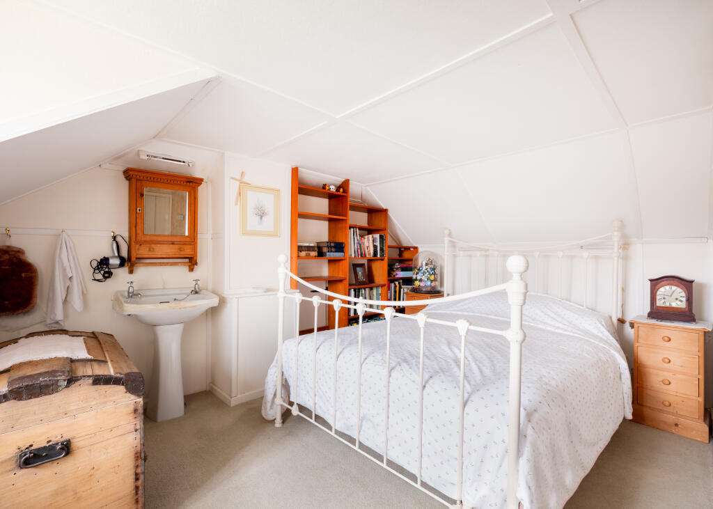 67b4815f39cc4_Shoals-1