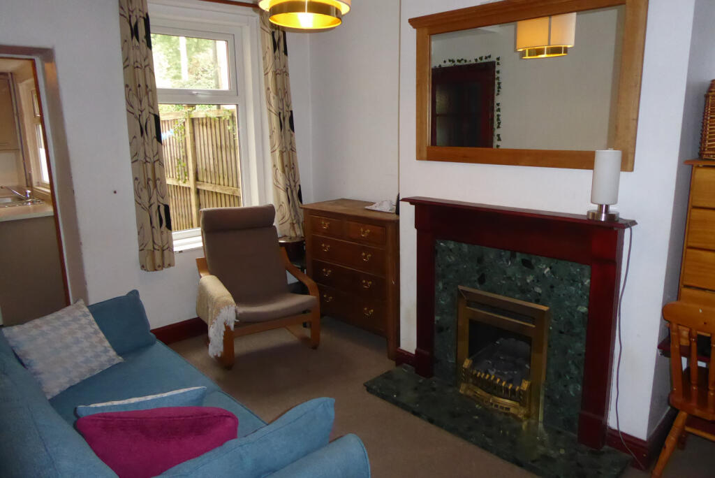 Living or dining room