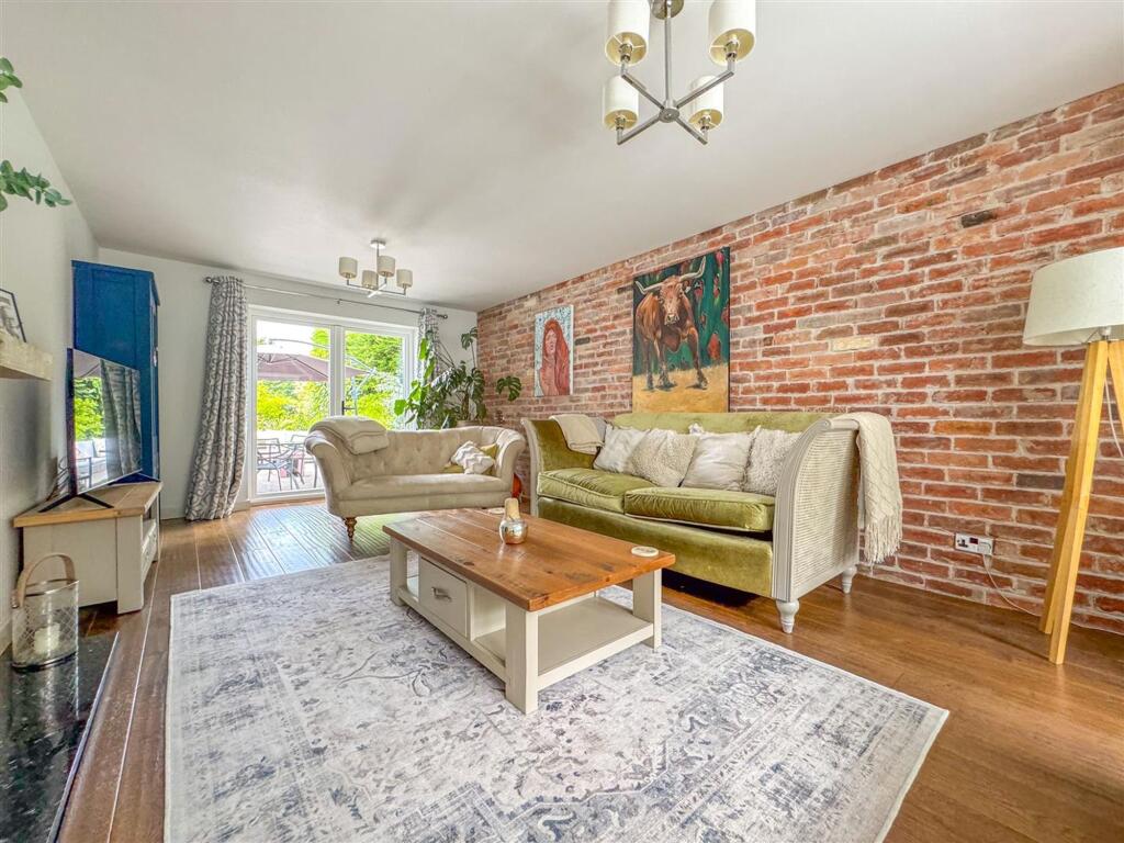 Mill Close - Image-23.jpg