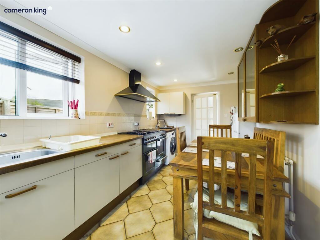 kitchen 201.jpg