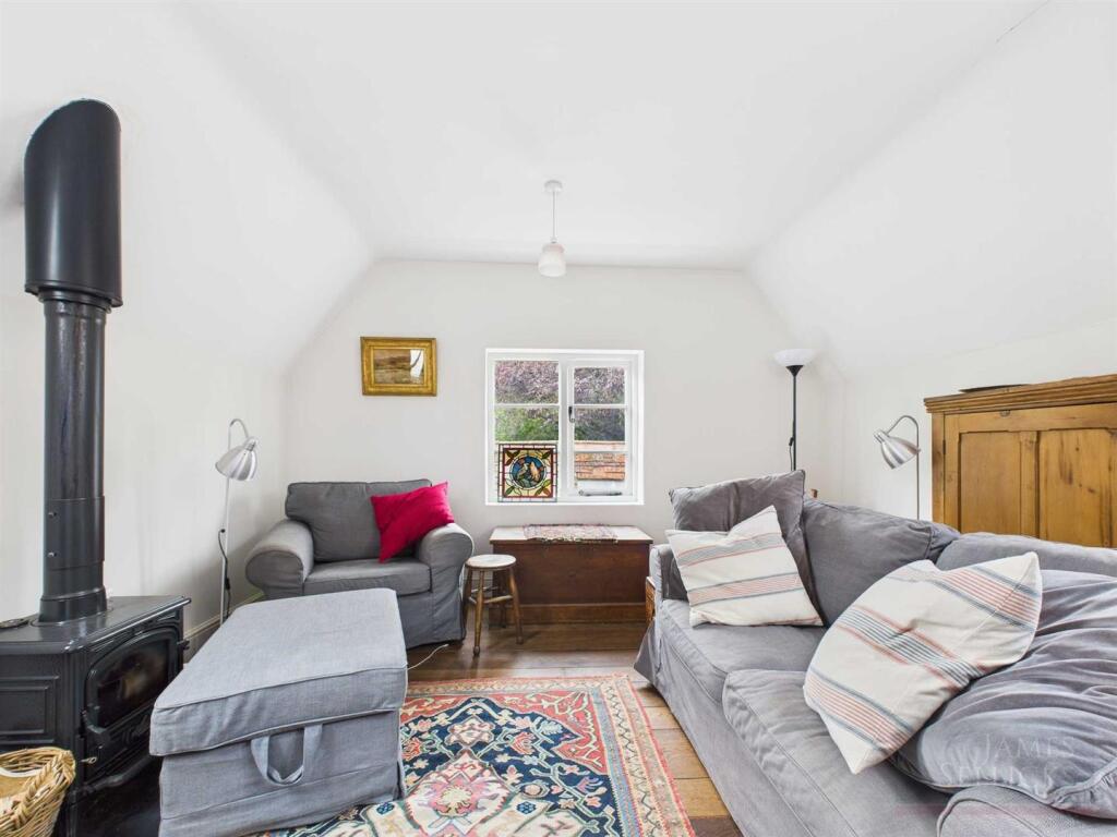 First Floor Reception Room /  Bedroom