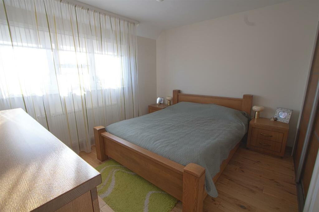 BEDROOM TWO.jpg