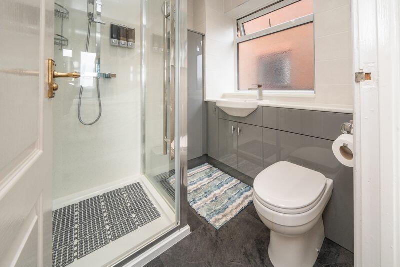 BEDROOM 1 EN-SUITE