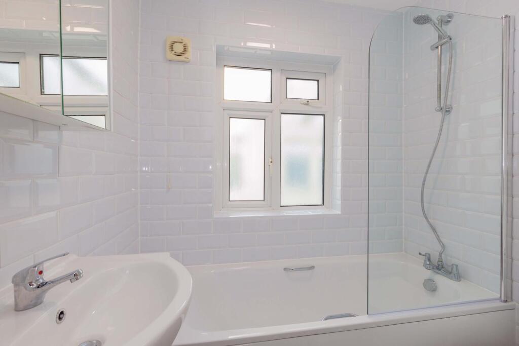 11A Stanhope Road-12.jpg