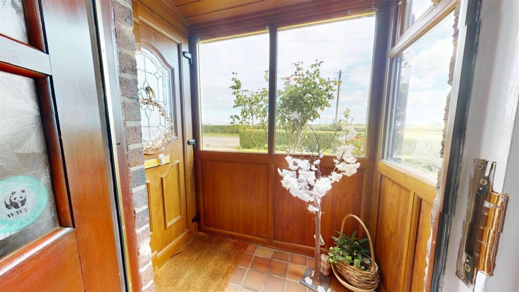 Liverpool Road Porch