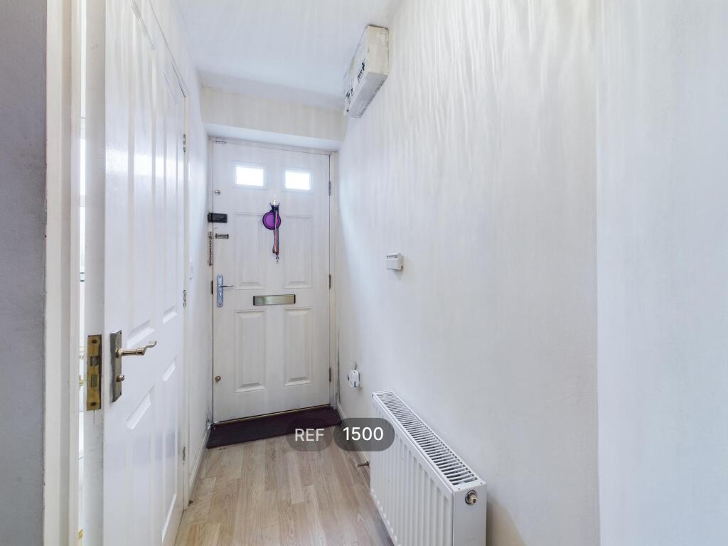 Hallway &amp; WC