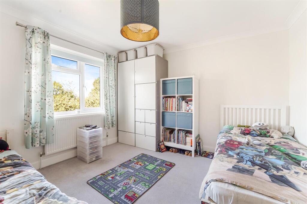 NORTH VIEW CRESCENT (9).jpg