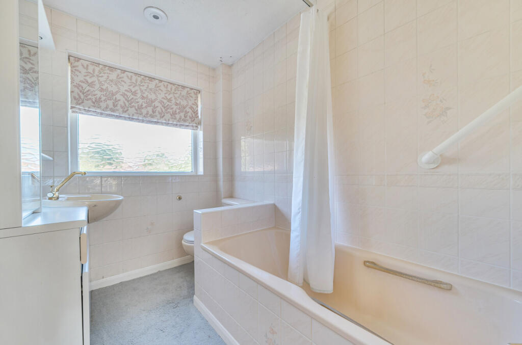 1350012-10-68c828...