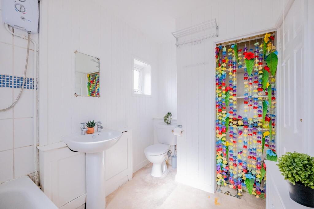 44 Haycome Drive BA2 1PG-37.jpg