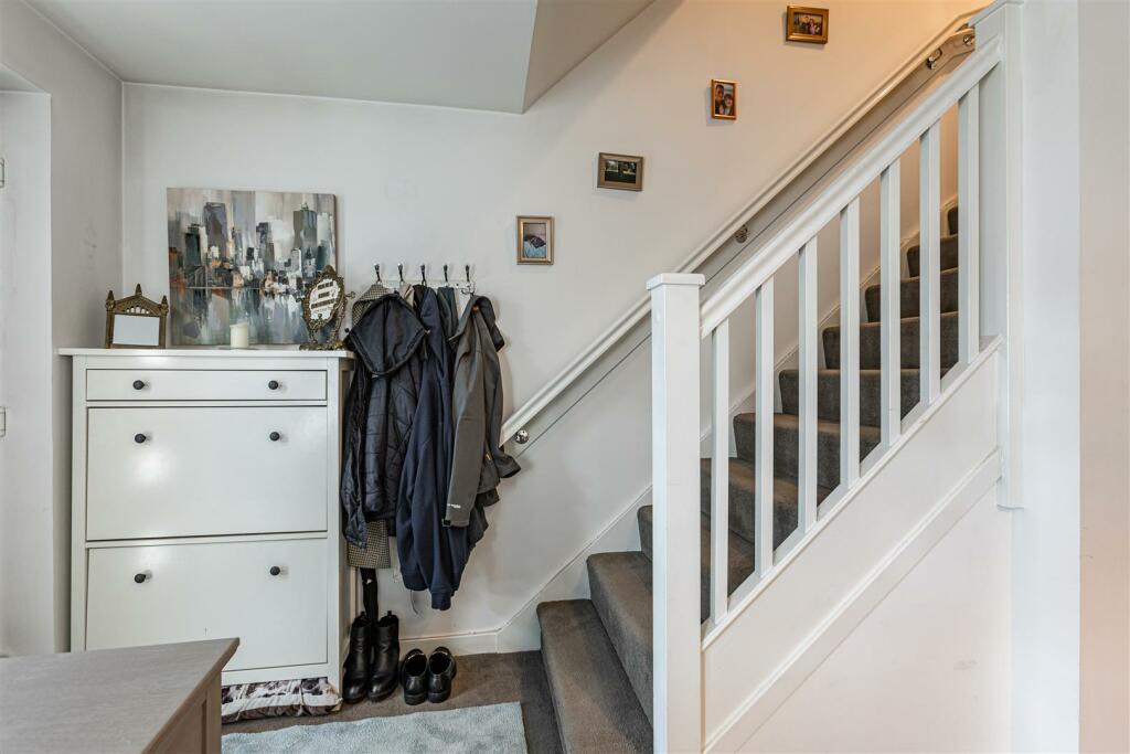 7 Knoll Park Mews Galashiels 15.JPG