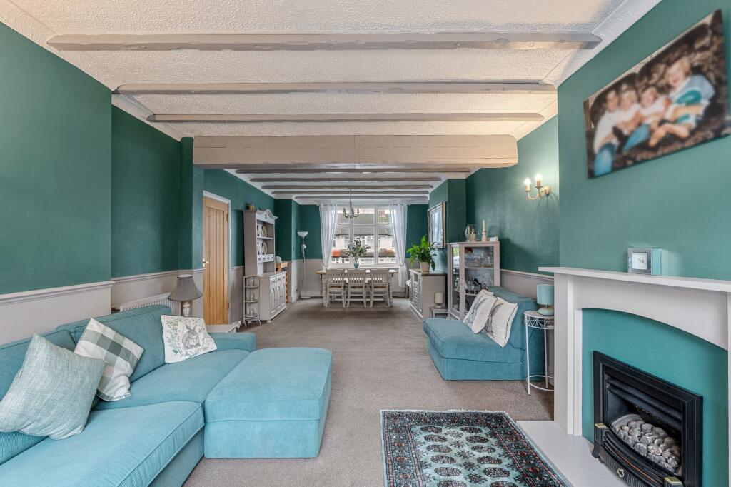 Through Lounge