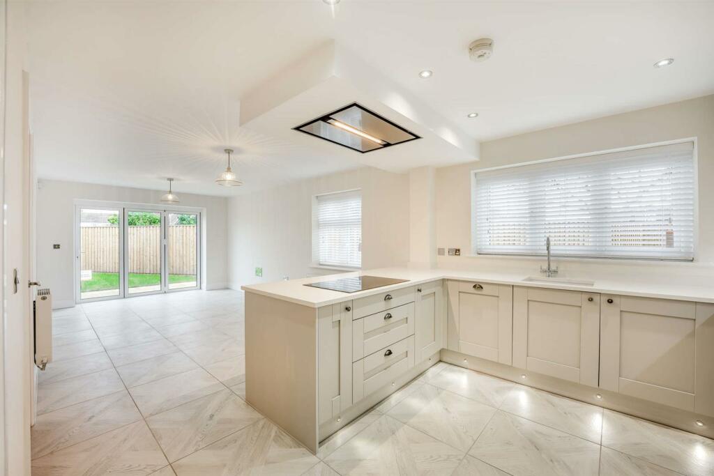 8536811-interior21-800.jpg