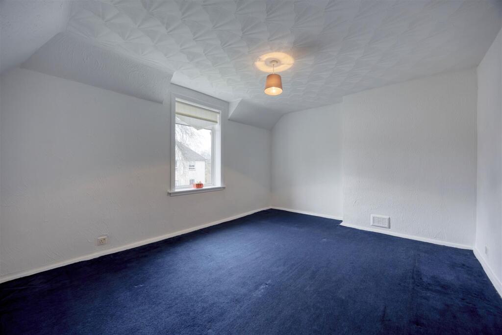 35_PARKBURN_AVE_LENZIE_012.JPEG