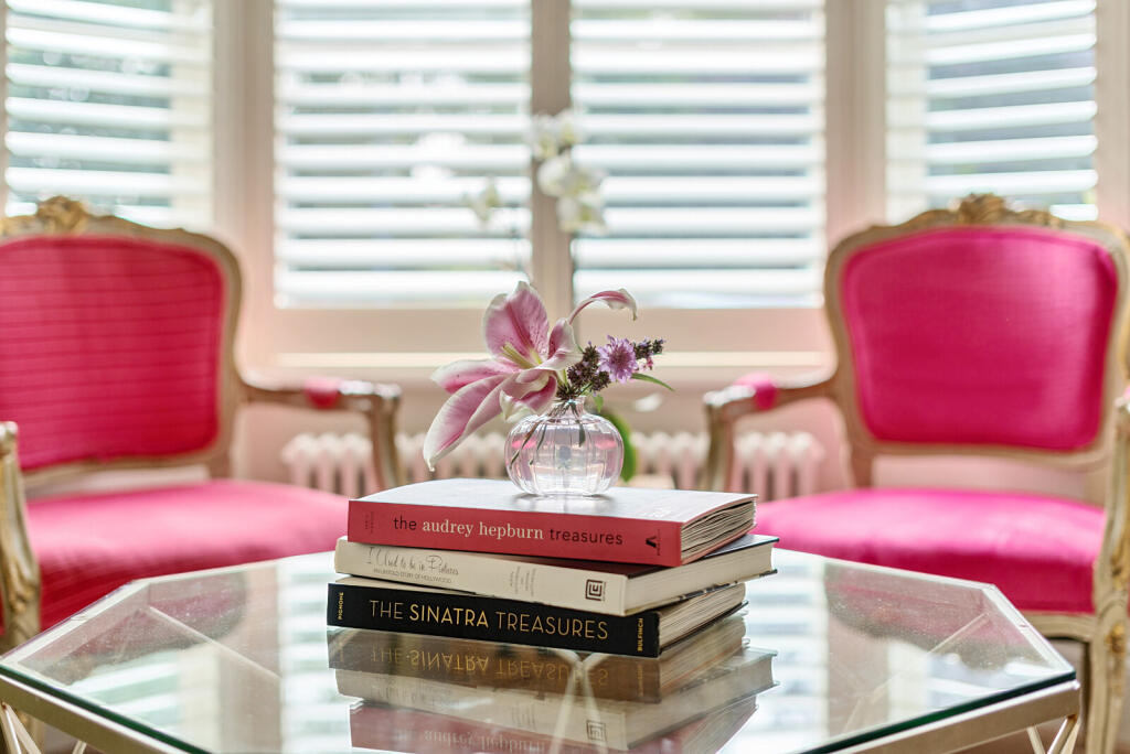 1330286-10-688349...