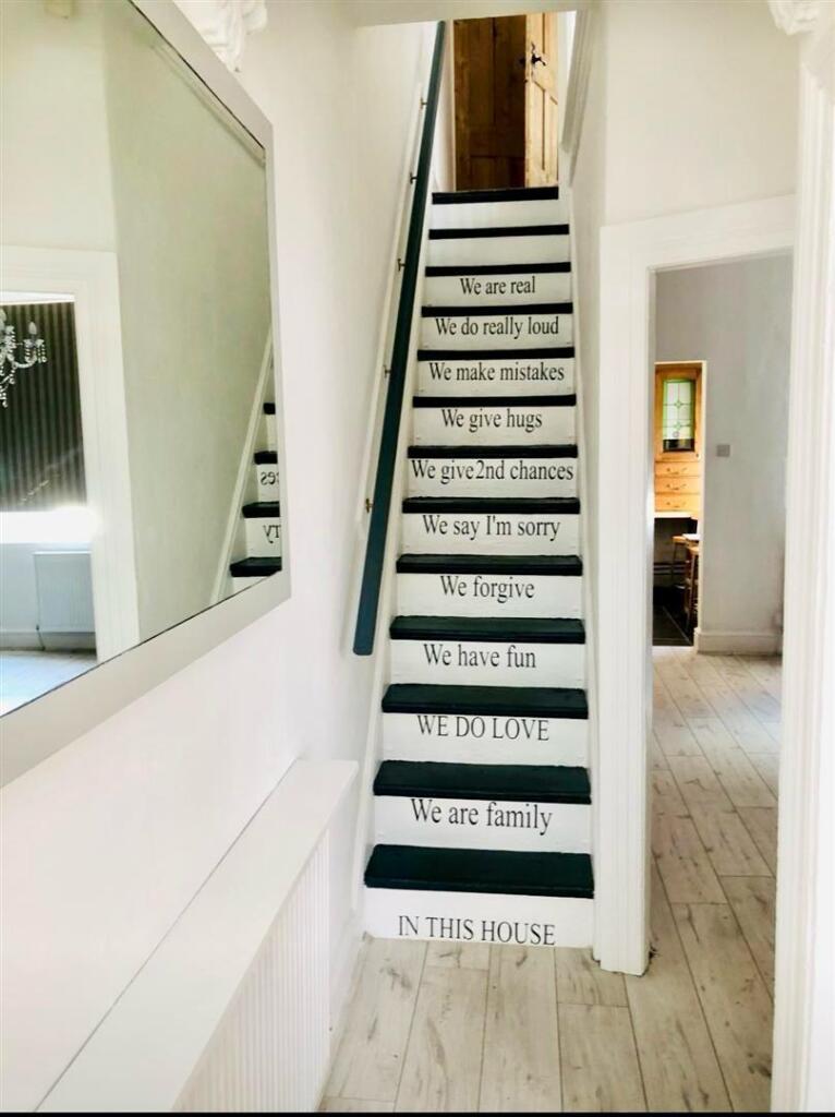 WhatsApp Image 2025-09-25 at 10.36.00_7524a7d0.jpg