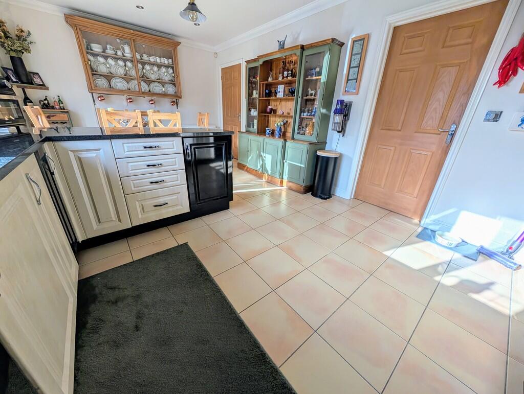 PXL_20250915_1530...